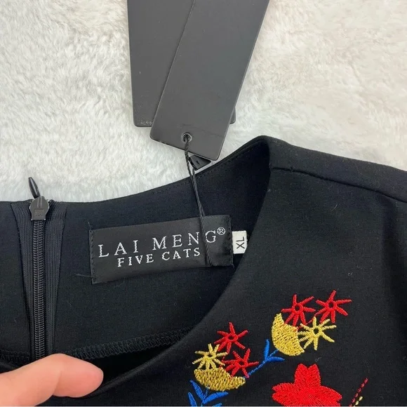 Lai Meng Five Cats Embroidered Floral Folk art Mini Dress Black Size XL NWT - Picture 9 of 14